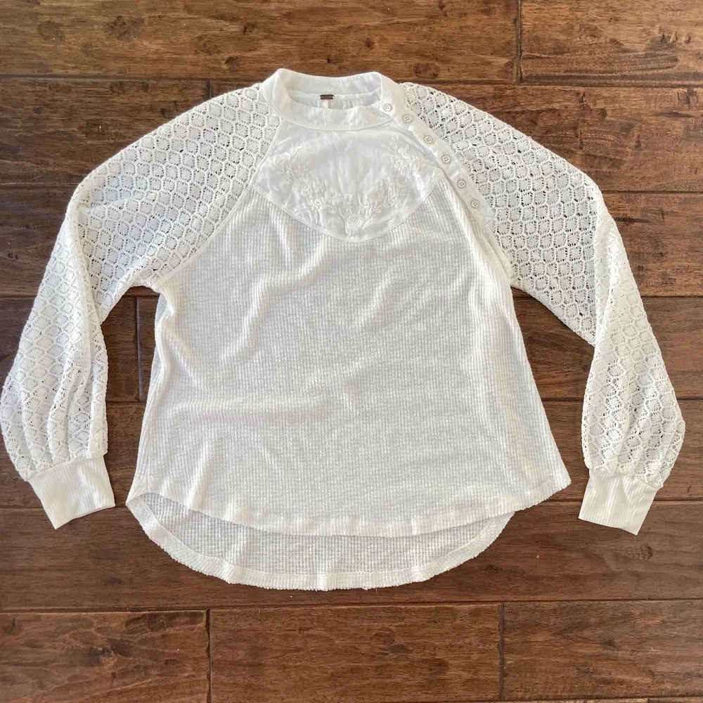 Free People Sweetest Thing Waffle Embroidered Top Sz Med Boho Peasant Cottage
